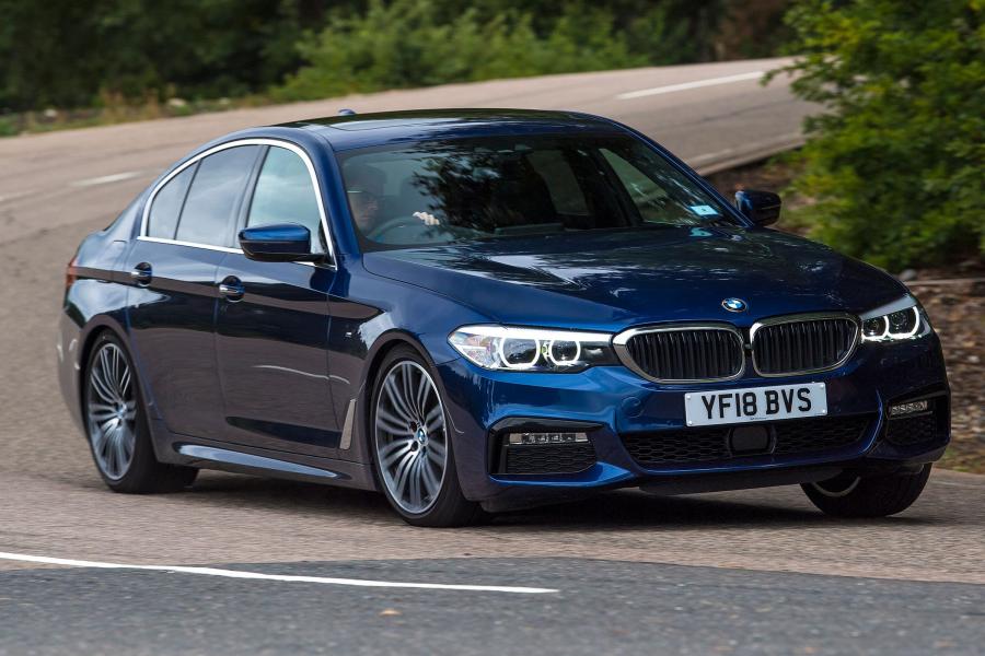  BMW 520i Sedan M Sport (G30) 2017 года  (UK) (фото 4 из 14)